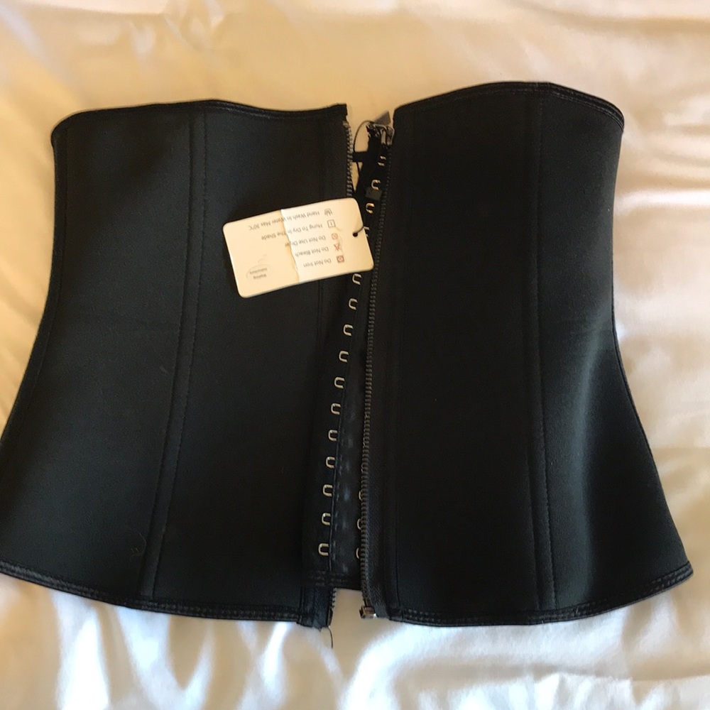 NWT Waist Trainer